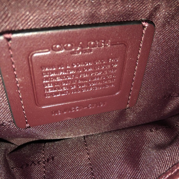 COACH OXBLOOD SOFT PEBBLED LEATHER TOTE - Picture 8 of 9